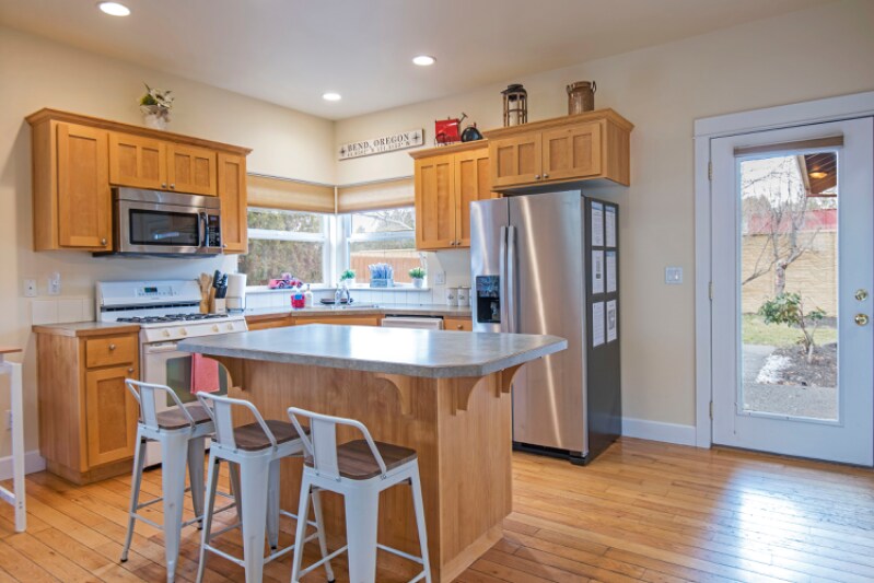Building Photo - 61278 Sunflower Ln