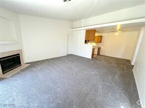 Building Photo - 4730 E Craig Rd