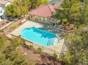 Building Photo - 3023 Sunrise Bay Ave