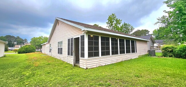 Building Photo - Spacious 2-Bed, 2-Bath Home with Modern Co...