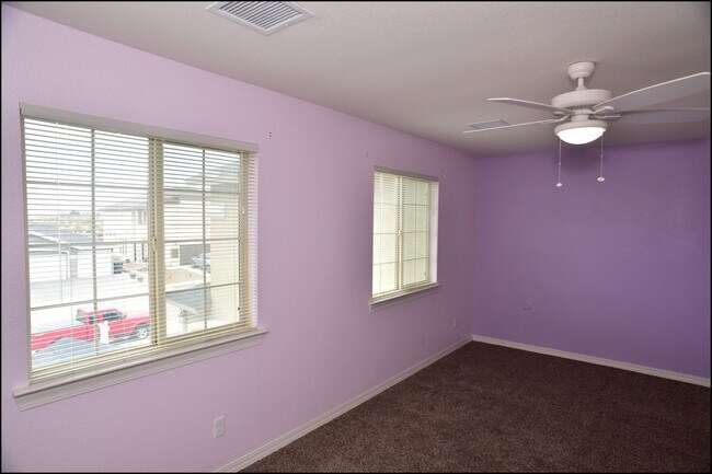 Building Photo - 13239 Emerald Isle St