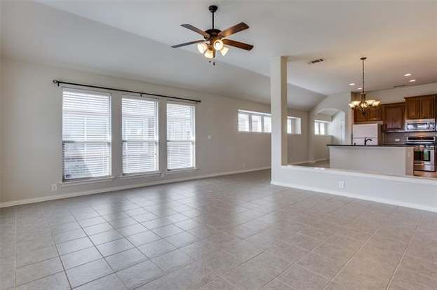 Building Photo - 1021 Durham Dr