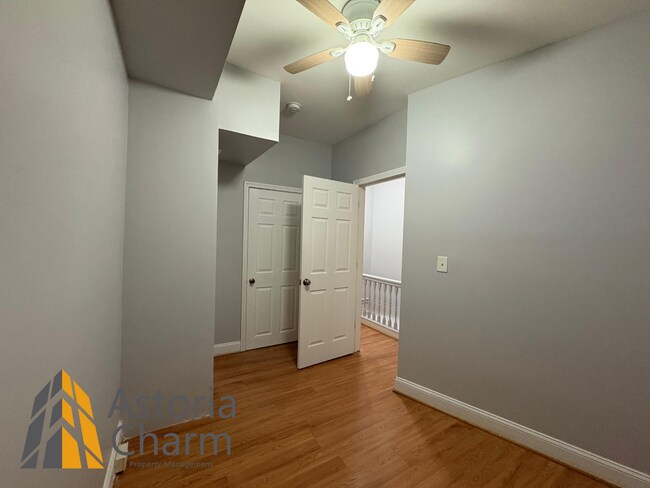 Building Photo - Bright 3 Bedroom Home with Private Basemen...