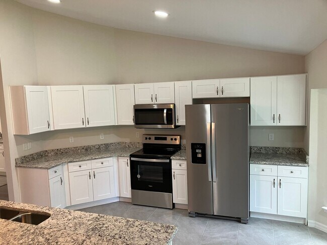 Building Photo - GORGEOUS 3BR/2BA Summerfield Home! NO APPL...