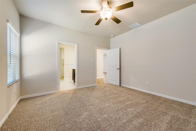 Building Photo - 102 Monarch Wy