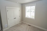Building Photo - 3406 E Girdner Dr