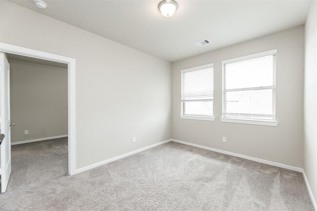Building Photo - 2511 Manor Valley Ct
