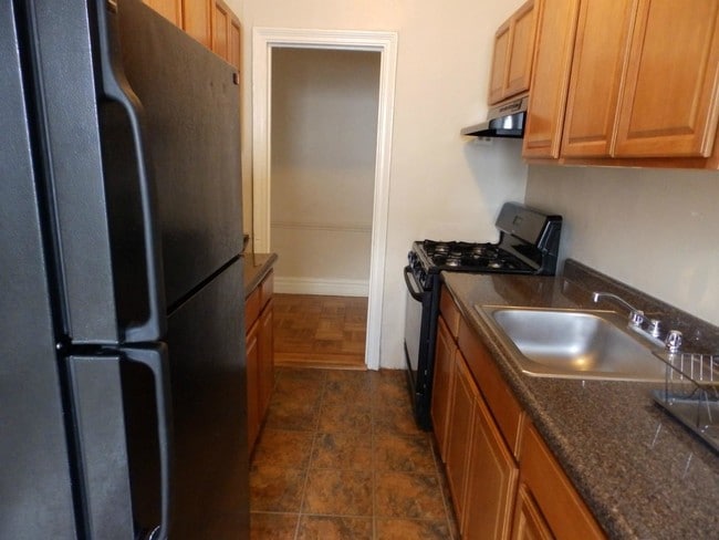 Building Photo - 1722 Caton Ave