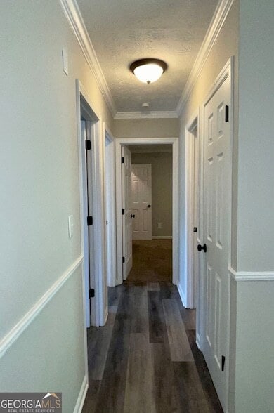 Building Photo - 8759 Embrey Dr