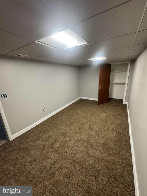 Building Photo - 6112 Armor Dr