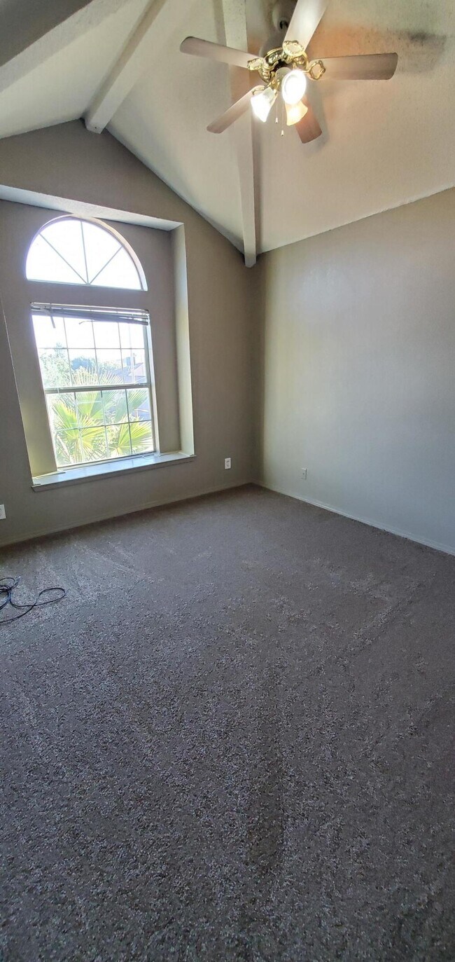 Building Photo - 12525 Tierra Cuervo Dr