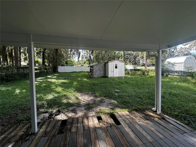 Building Photo - 612 SE 32nd Ave