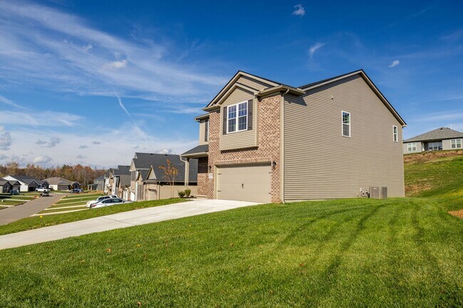 Building Photo - Brand-New 4 Bedroom Home in Beautiful Maryville, TN