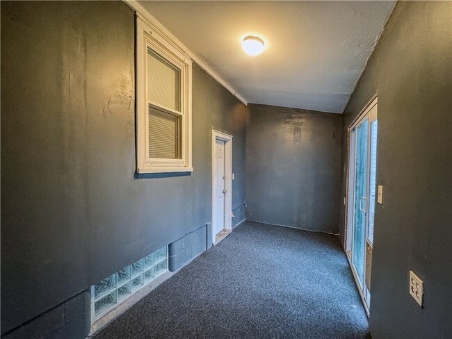 Building Photo - 283 Forgham Rd