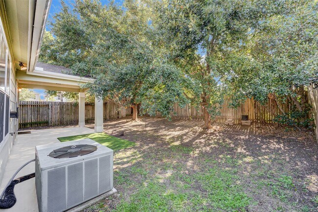 Building Photo - 3550 Red Meadows Dr