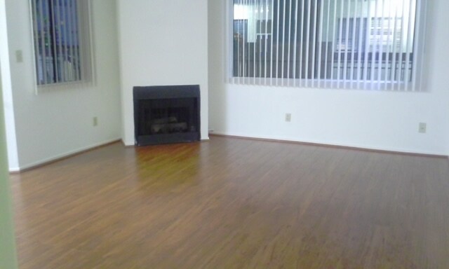 Primary Photo - 132 S Adams St