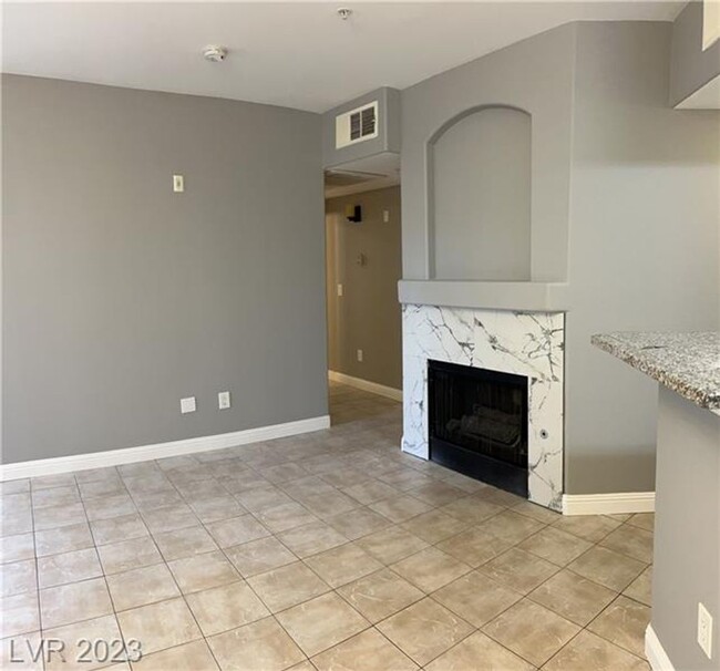 Building Photo - 2 bed&2 bath&1 car garage for rent $1650