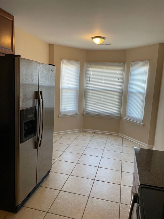 Building Photo - Charming 3-Bedroom Home with Garage in Virginia Beach