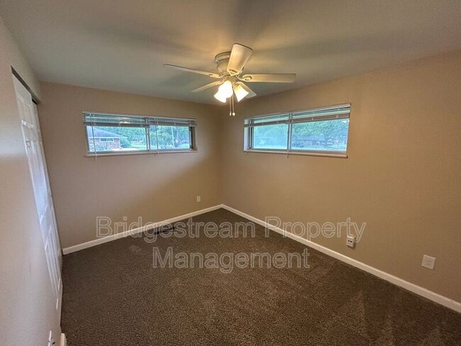 Building Photo - 4187 Cordell Dr