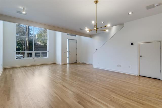 Building Photo - 4060 Travis St