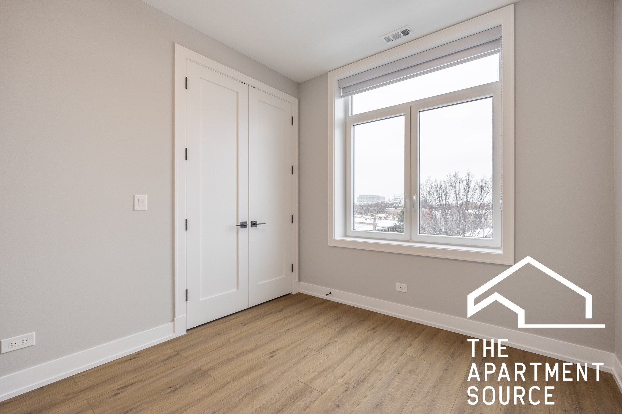 Building Photo - 2351 W Flournoy St