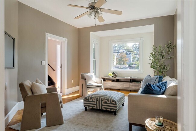 Building Photo - 87 College Ave