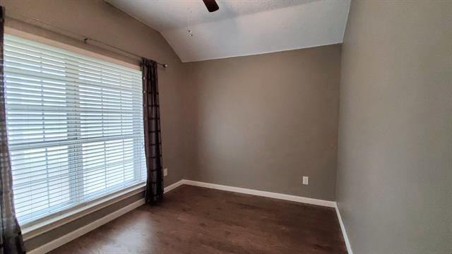 Building Photo - 8017 Clipper St