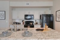 Building Photo - Luxury 2-Bed with Limited Time Specials!