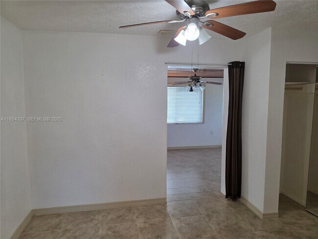 Building Photo - 4321 Kirby Loop Rd