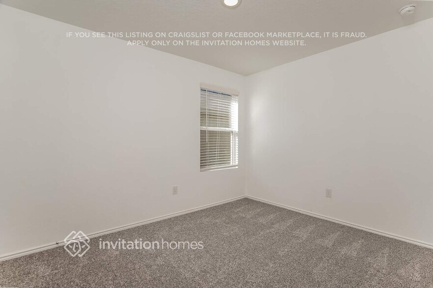 Building Photo - 8272 Piedra Medina