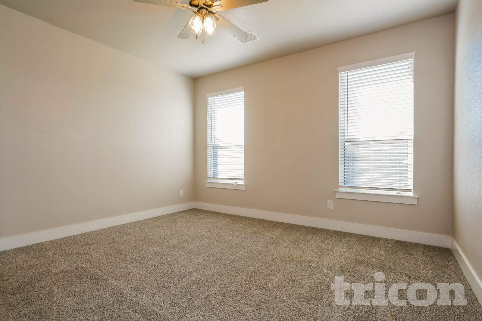 Building Photo - 10364 Ft Teran Trl