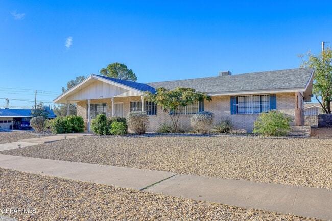 Building Photo - 6200 Palo Alto Ave