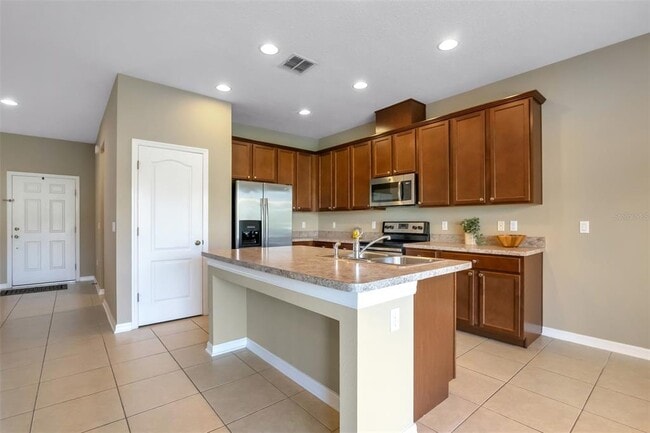 Building Photo - 2752 River Landing Dr