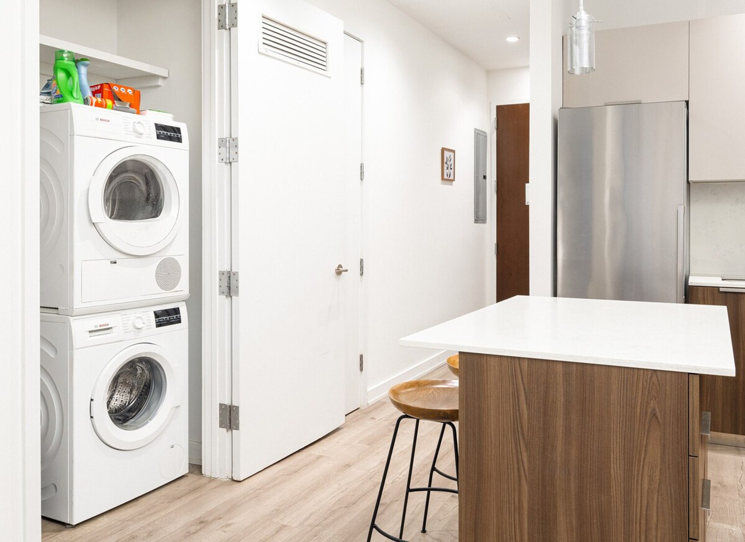 Building Photo - 46 Nassau St