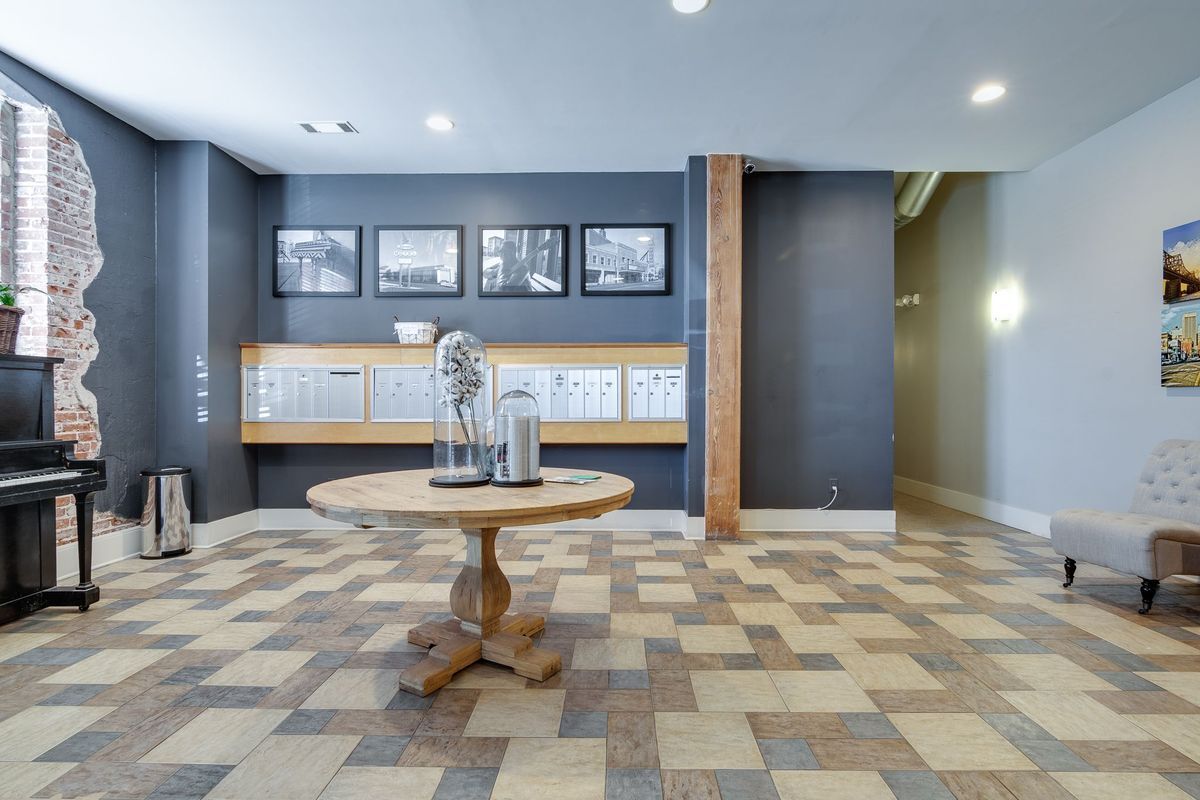 Building Photo - 202 GE Patterson Ave