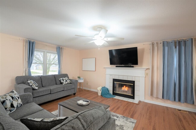 Building Photo - 3115 Wild Cherry Ridge W