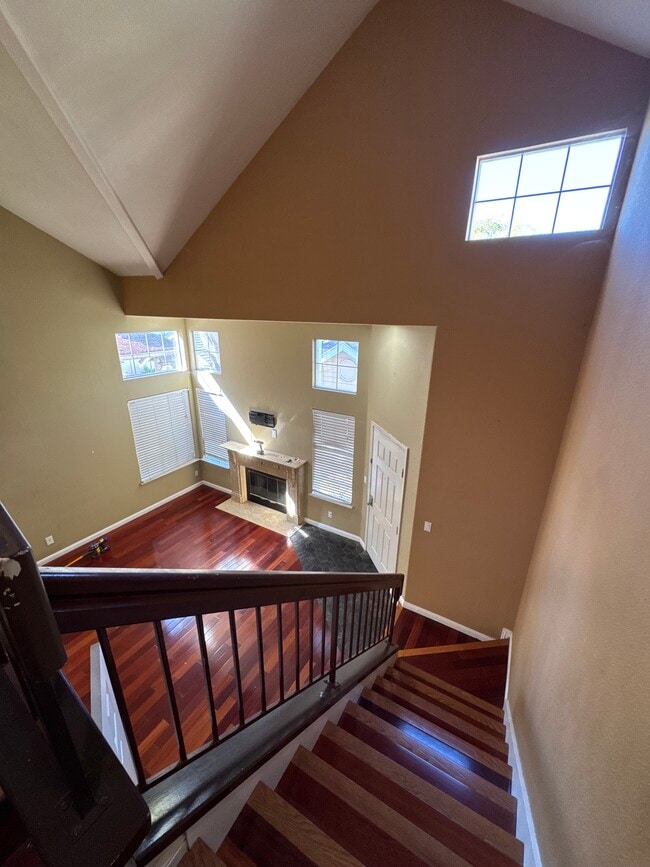 Building Photo - 39842 Potrero Dr