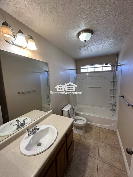 Building Photo - 1202 W 110 N