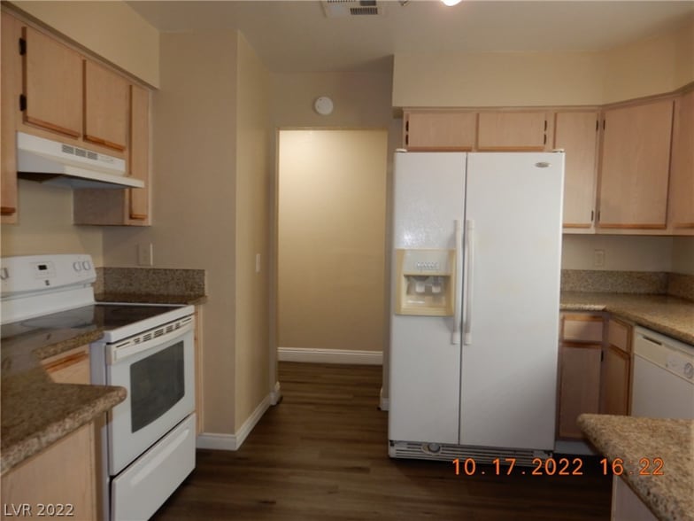 Building Photo - 3151 N Soaring Gulls Dr