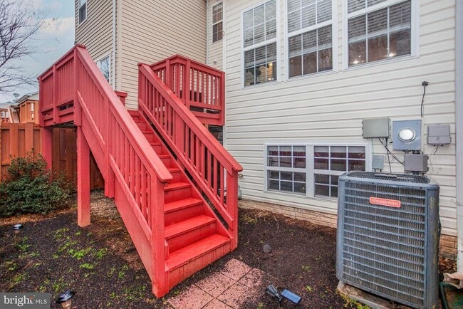 Building Photo - 6564 Trask Terrace