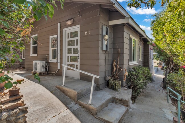 Building Photo - 4510 Tourmaline St