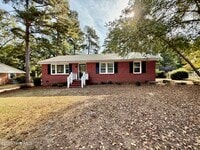 Building Photo - 808 Aspen Ln