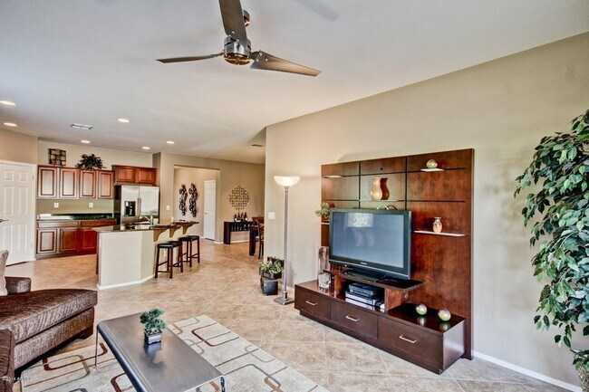 Building Photo - Gorgeous 4 Bed single level home at  Fireside - Norterra