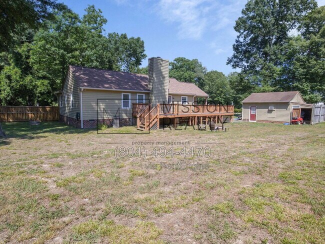 Building Photo - 7750 Robinwood Dr