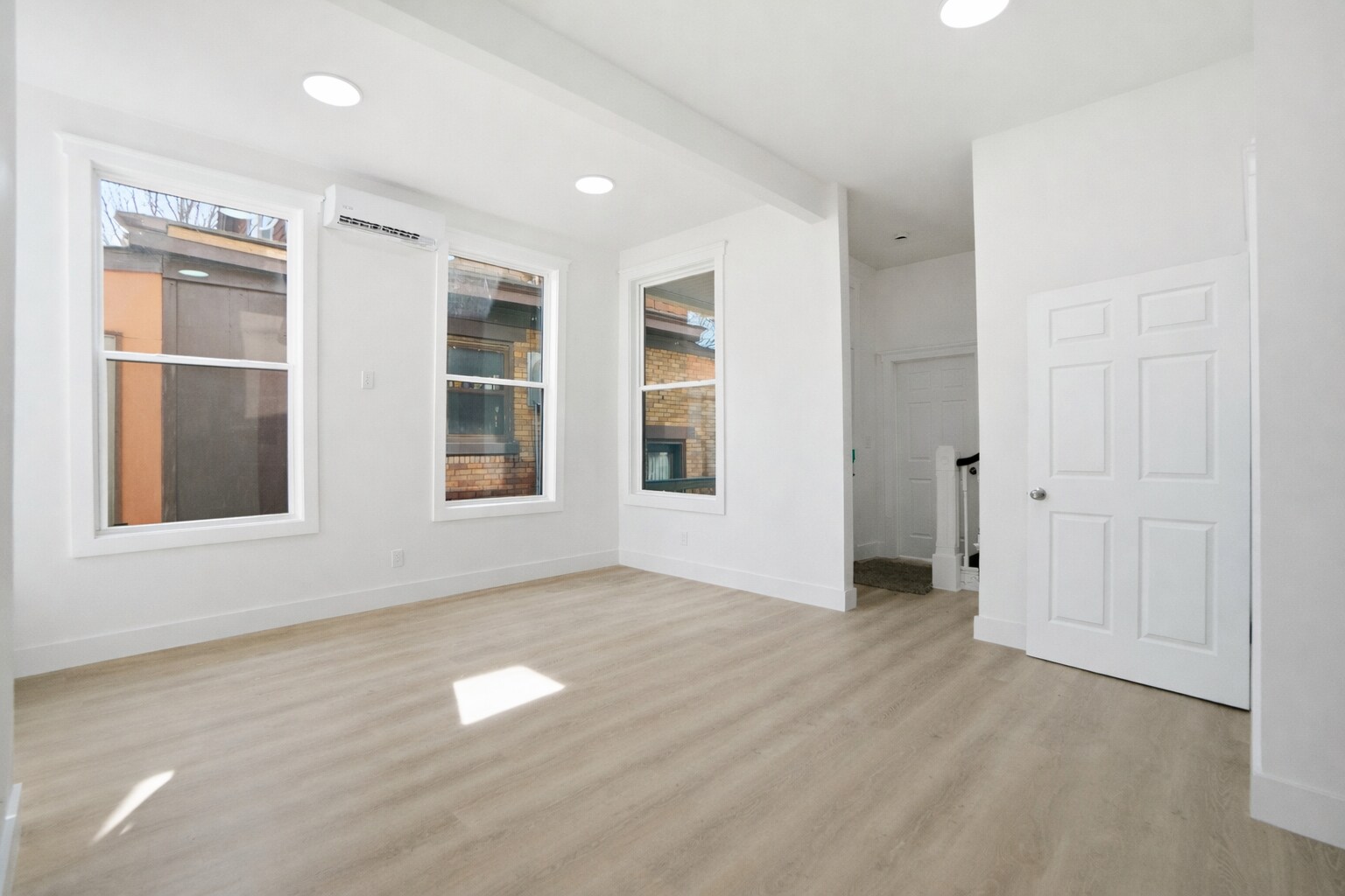 Building Photo - 2210 Eureka Ter