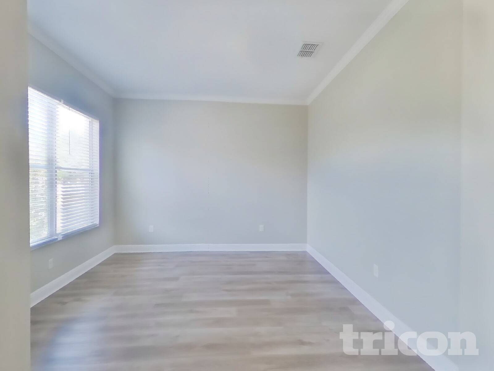 Building Photo - 5732 Greystone Dr