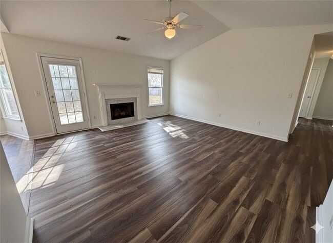 Building Photo - 2484 Morning Glory Ln NW