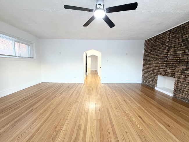 Building Photo - 7301 S Constance Ave