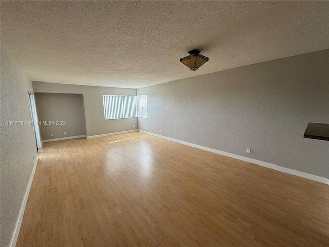 Building Photo - 3301 Spanish Moss Terrace
