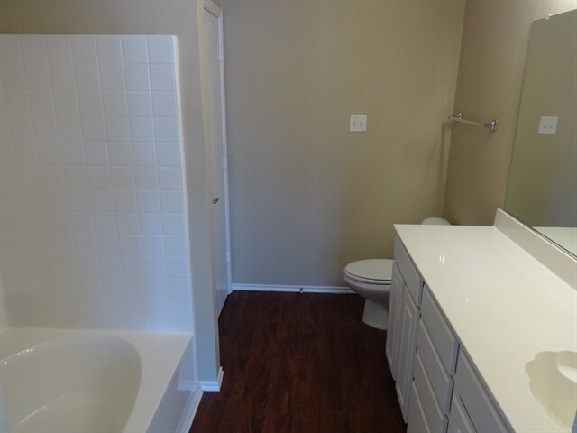 Building Photo - 10405 Hideaway Trl